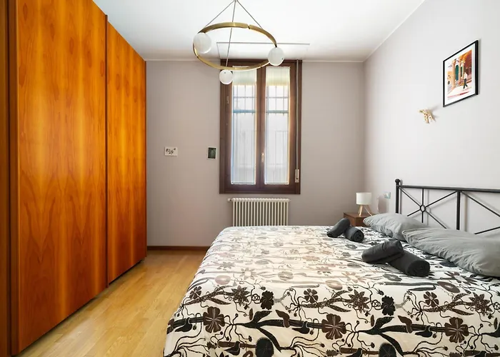 Ferienhaus Centro Storico Posto Auto Privato Design Comfort *